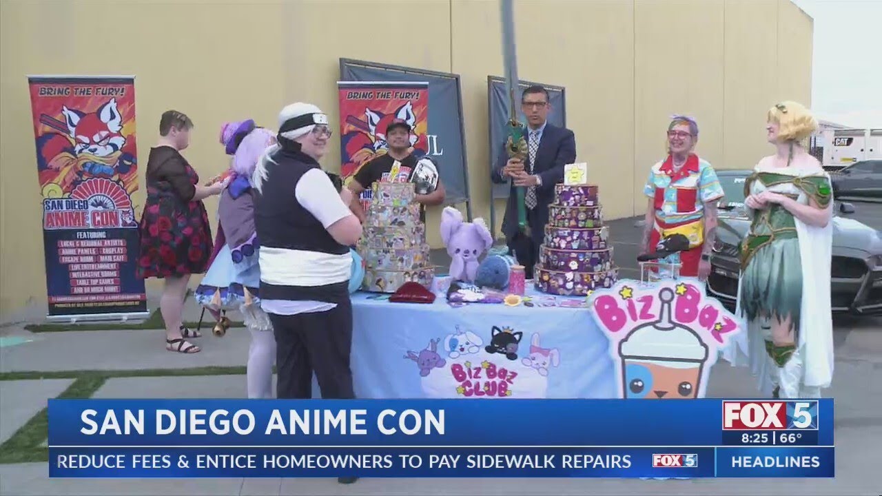 Vendor booths at Anime San Diego