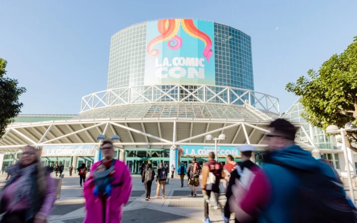 Attendees outside the Los Angeles Convention Center during L.A. Comic Con